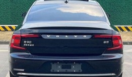 沃尔沃最新款2025款爆料,智能安全与环保性能引领未来出行潮流