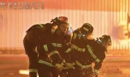 电影消防员在线观看,消防员英勇瞬间