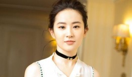 圈内爆料刘亦菲陈晓八卦,娱乐圈新恋情引热议